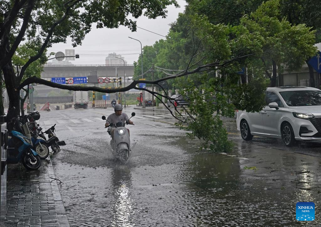 Typhoon Bebinca makes landfall in Shanghai